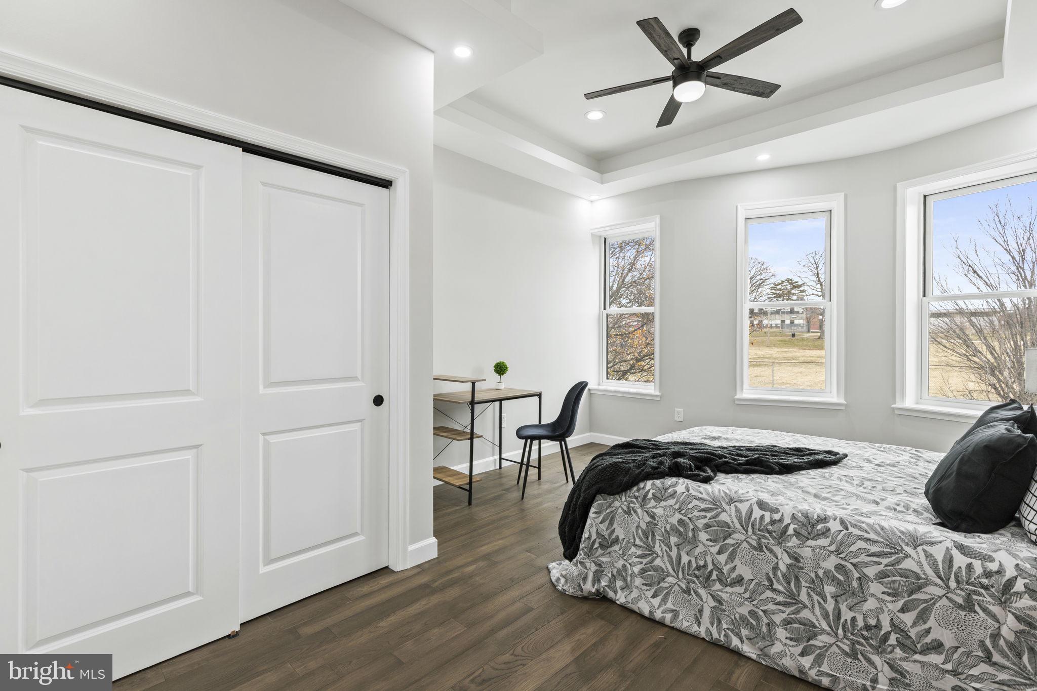 BROADWAY EAST - Residential