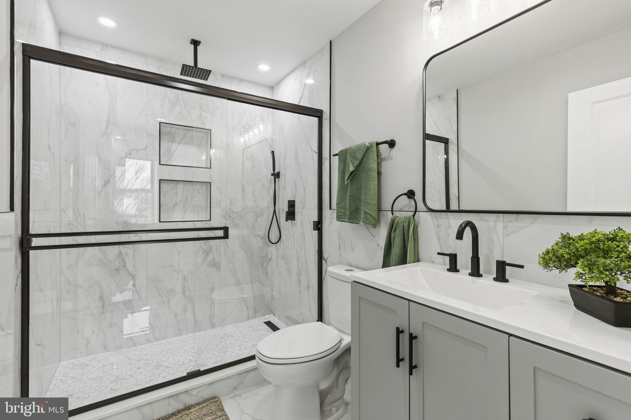 BROADWAY EAST - Residential