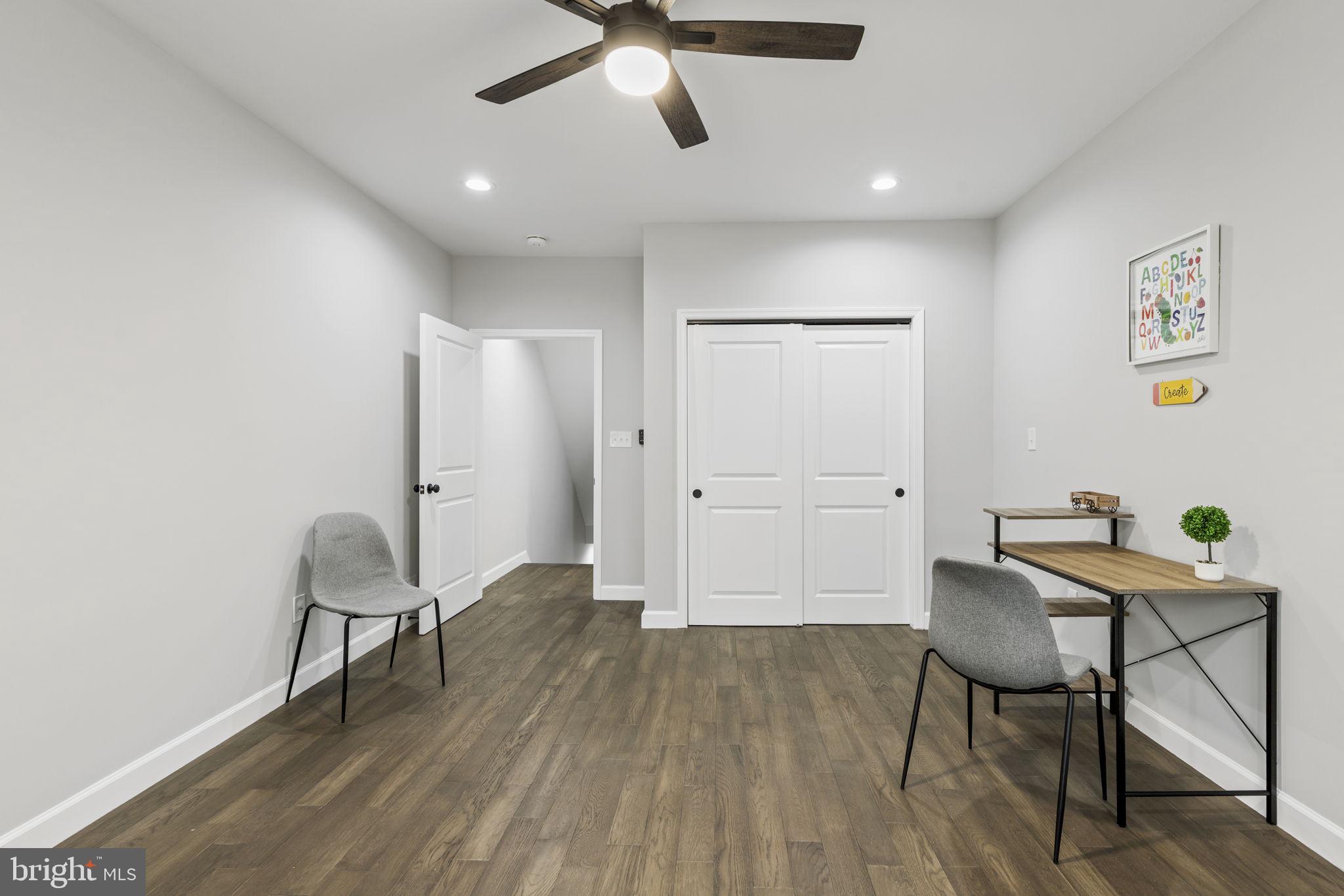 BROADWAY EAST - Residential