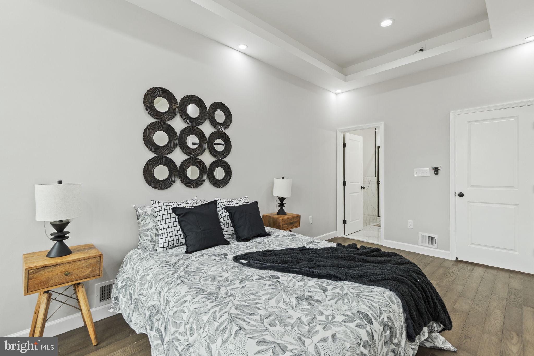 BROADWAY EAST - Residential