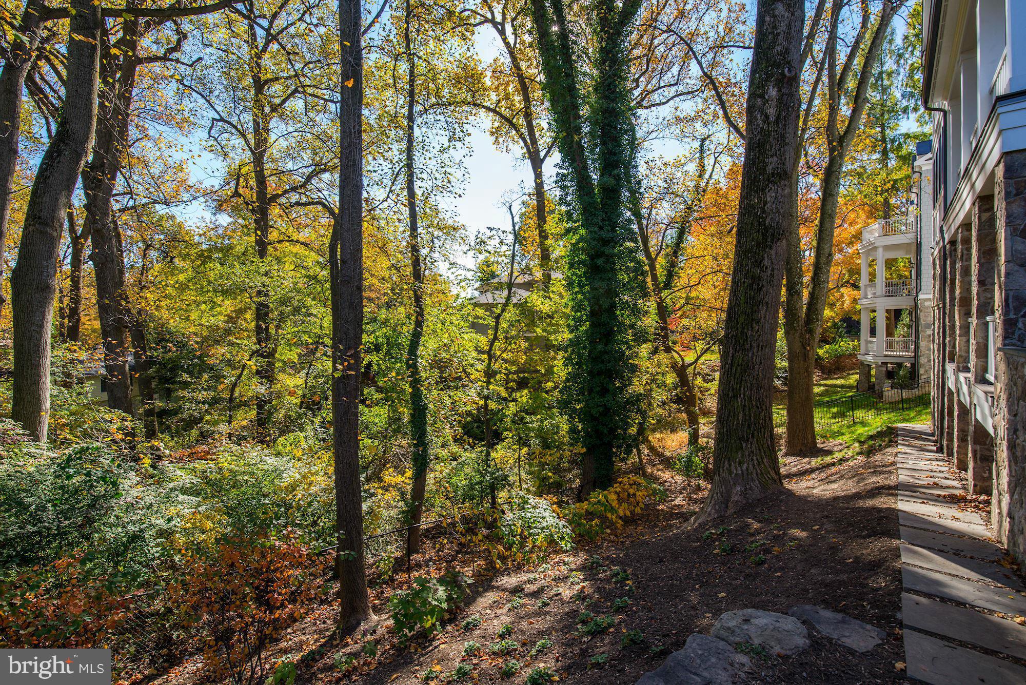 DOVER BALMORAL RIVERWOOD - Residential