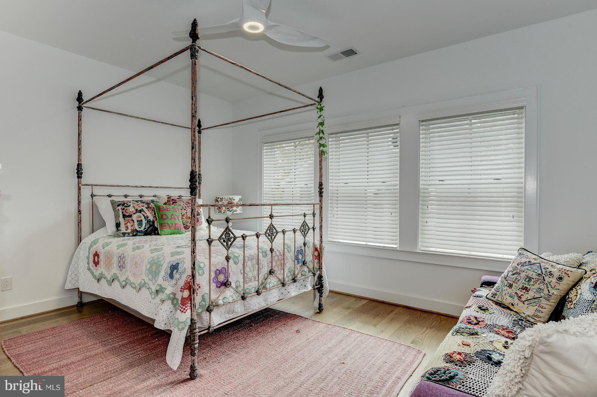 DOVER BALMORAL RIVERWOOD - Residential