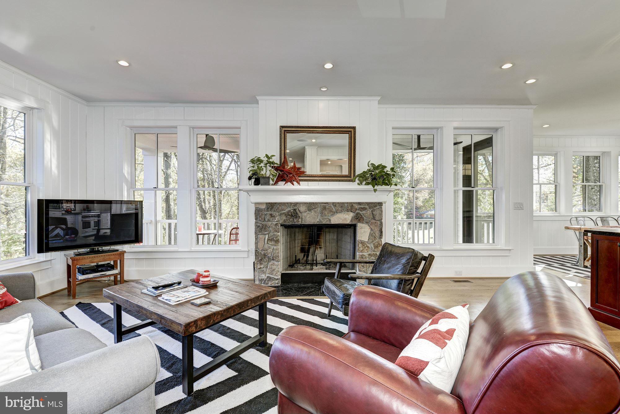 DOVER BALMORAL RIVERWOOD - Residential