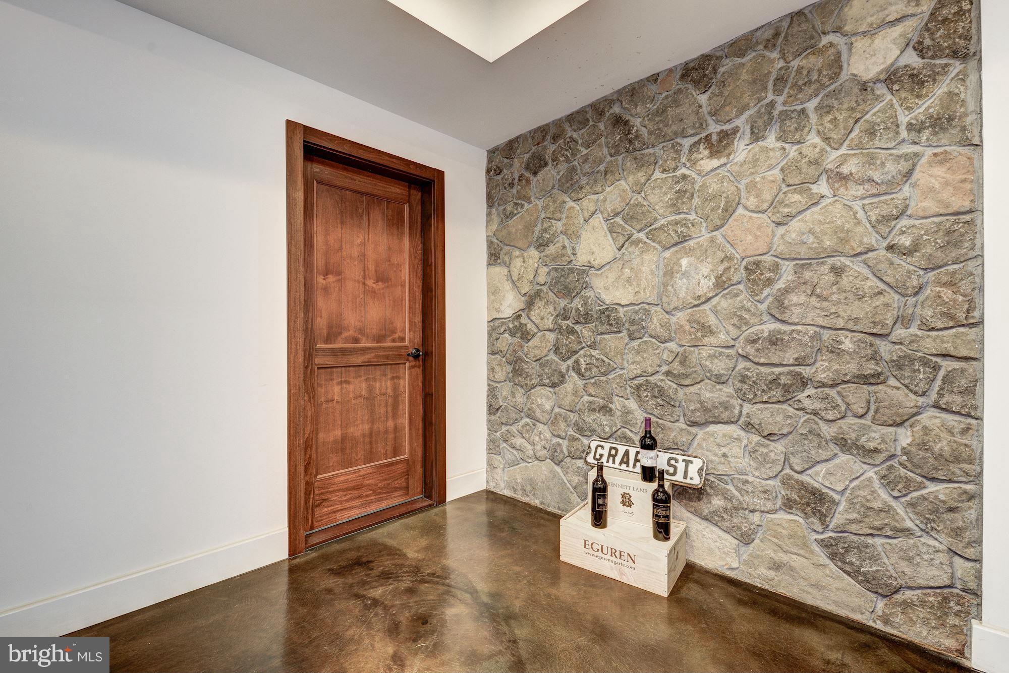 DOVER BALMORAL RIVERWOOD - Residential