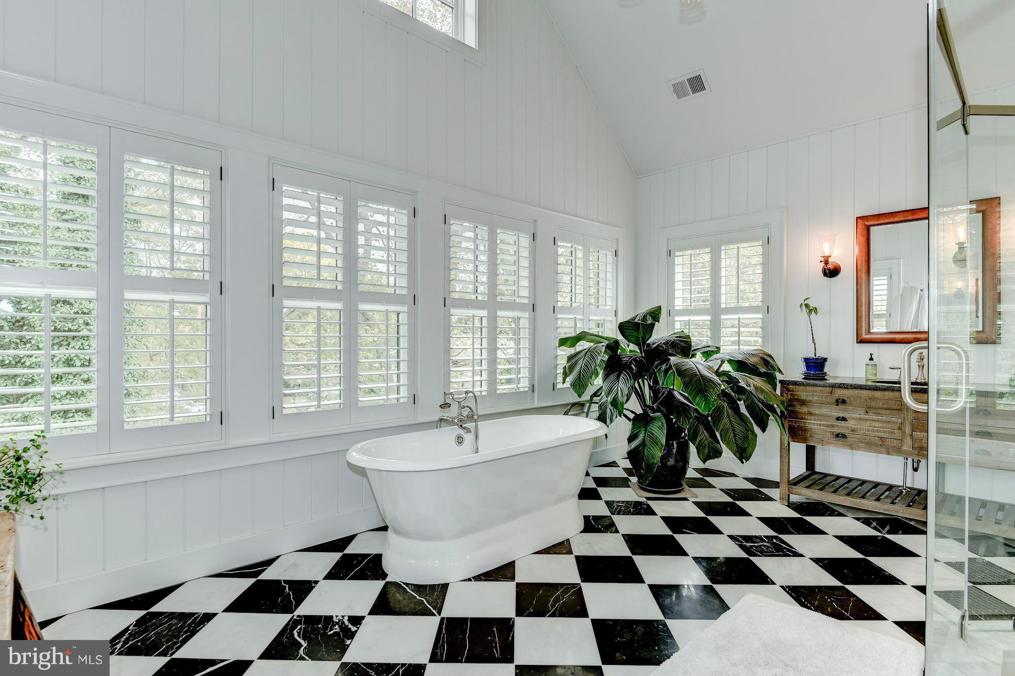 DOVER BALMORAL RIVERWOOD - Residential