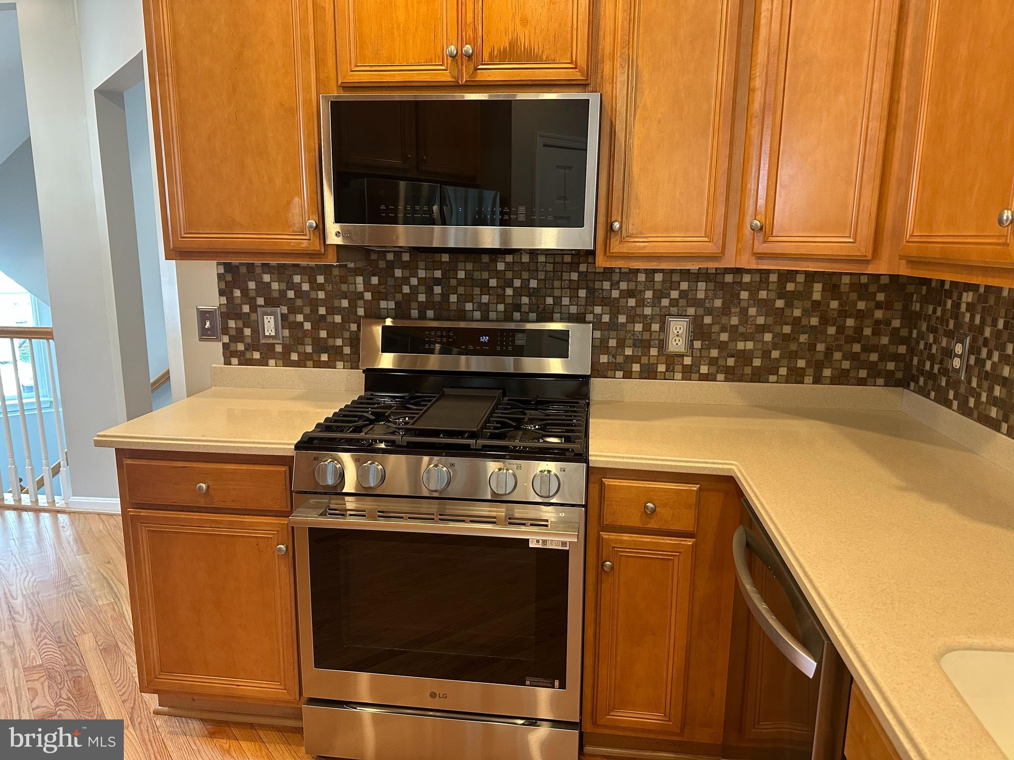 MEADOWS AT MORRIS FARM - Residential Lease