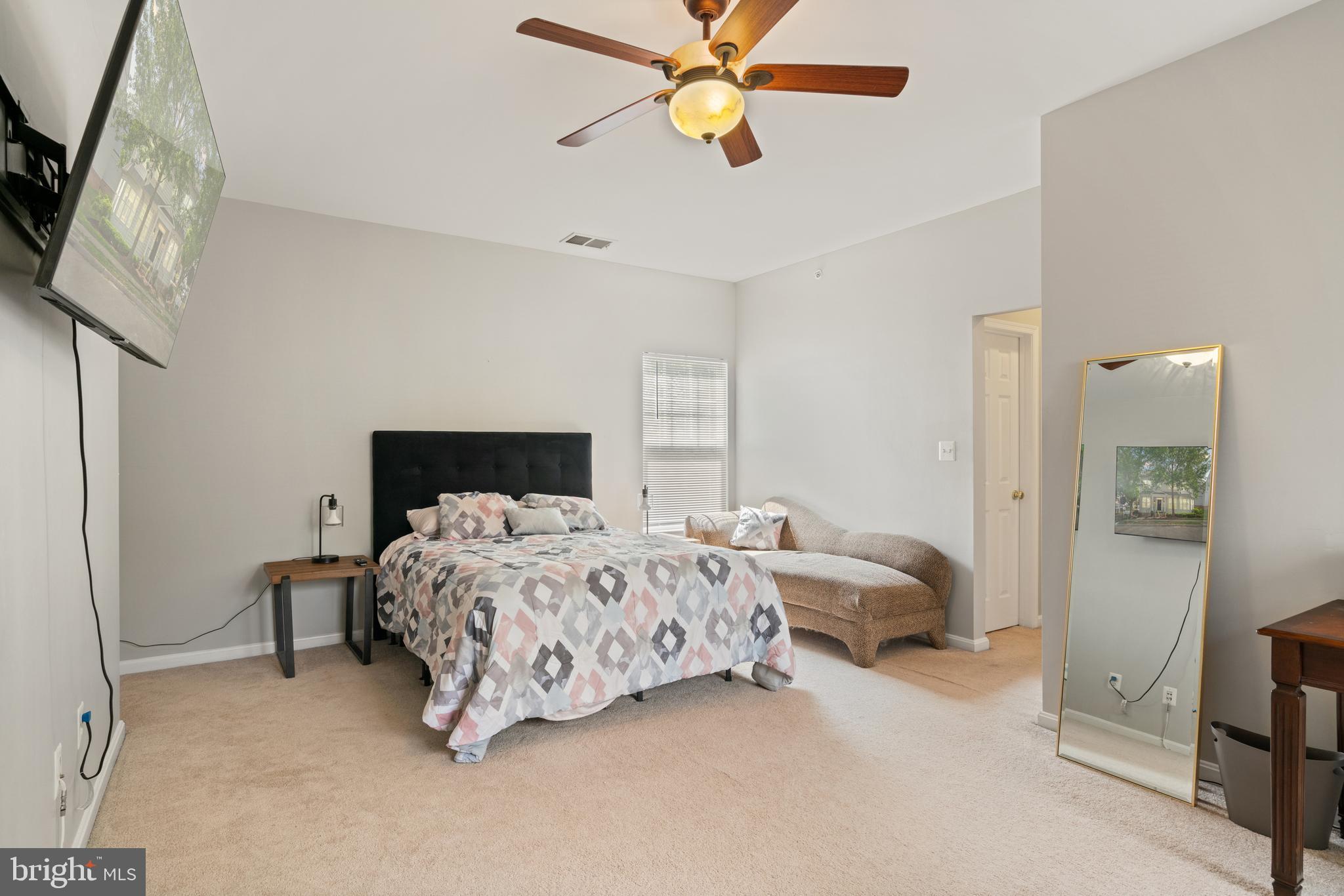 MEADOWS AT MORRIS FARM - Residential Lease