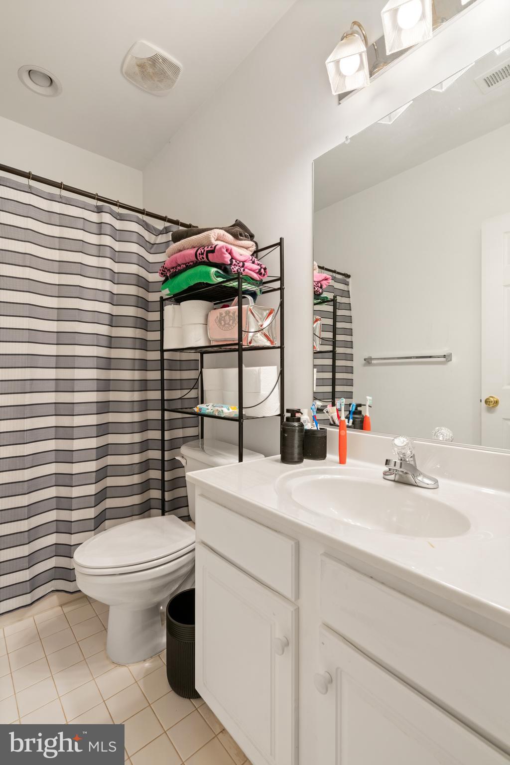 MEADOWS AT MORRIS FARM - Residential Lease