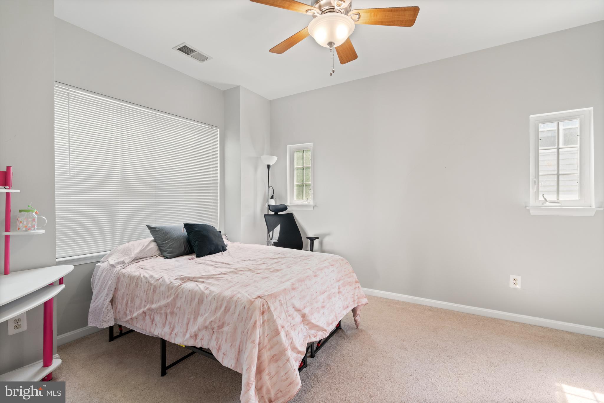 MEADOWS AT MORRIS FARM - Residential Lease