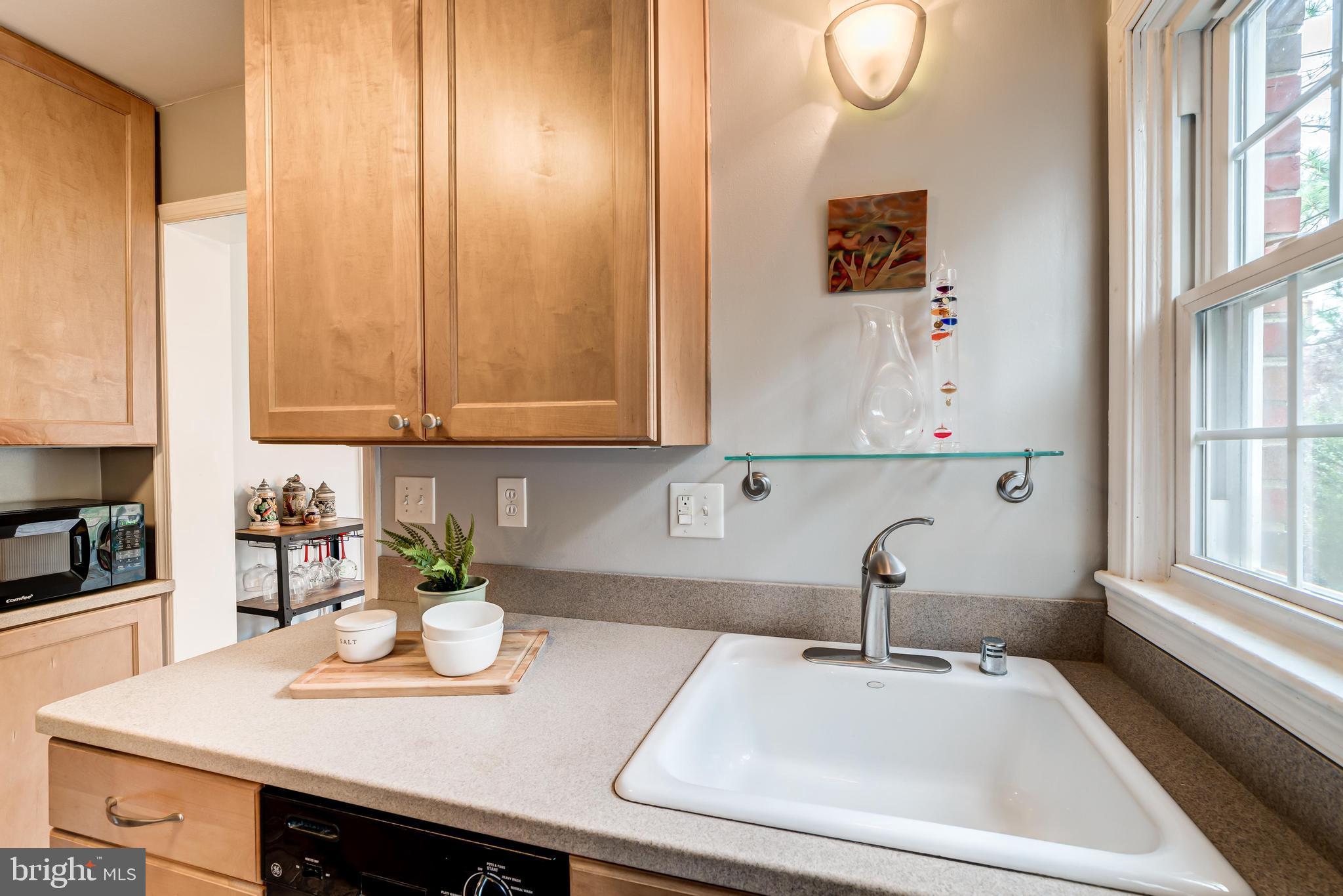 JEFFERSON MANOR - Residential