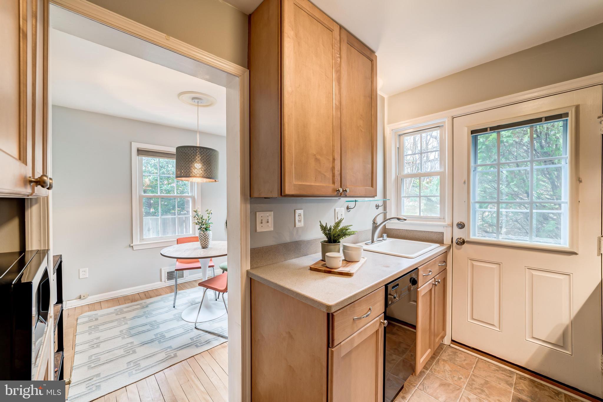 JEFFERSON MANOR - Residential