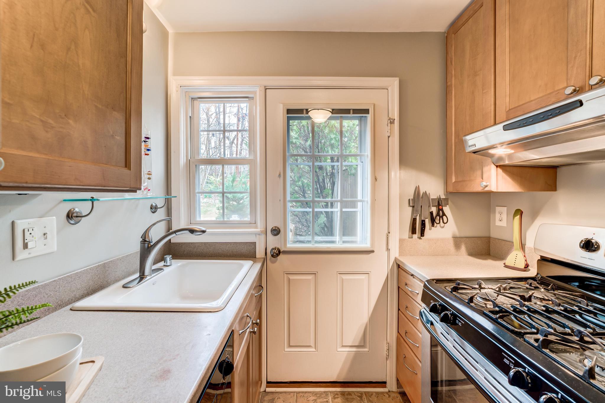 JEFFERSON MANOR - Residential