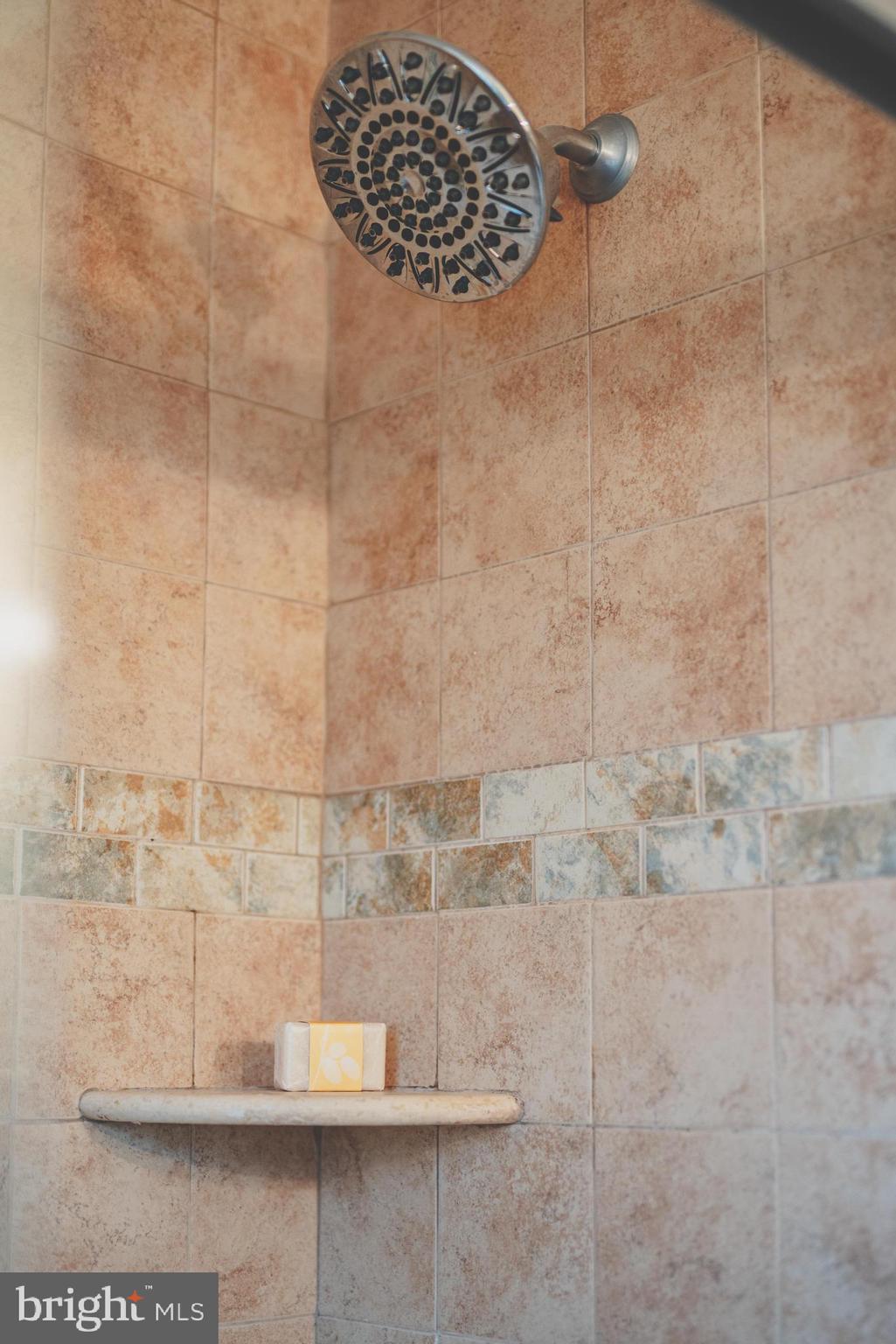 JEFFERSON MANOR - Residential