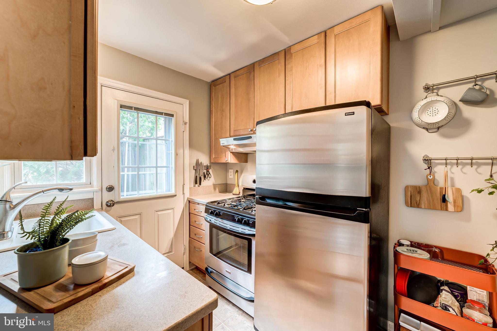 JEFFERSON MANOR - Residential