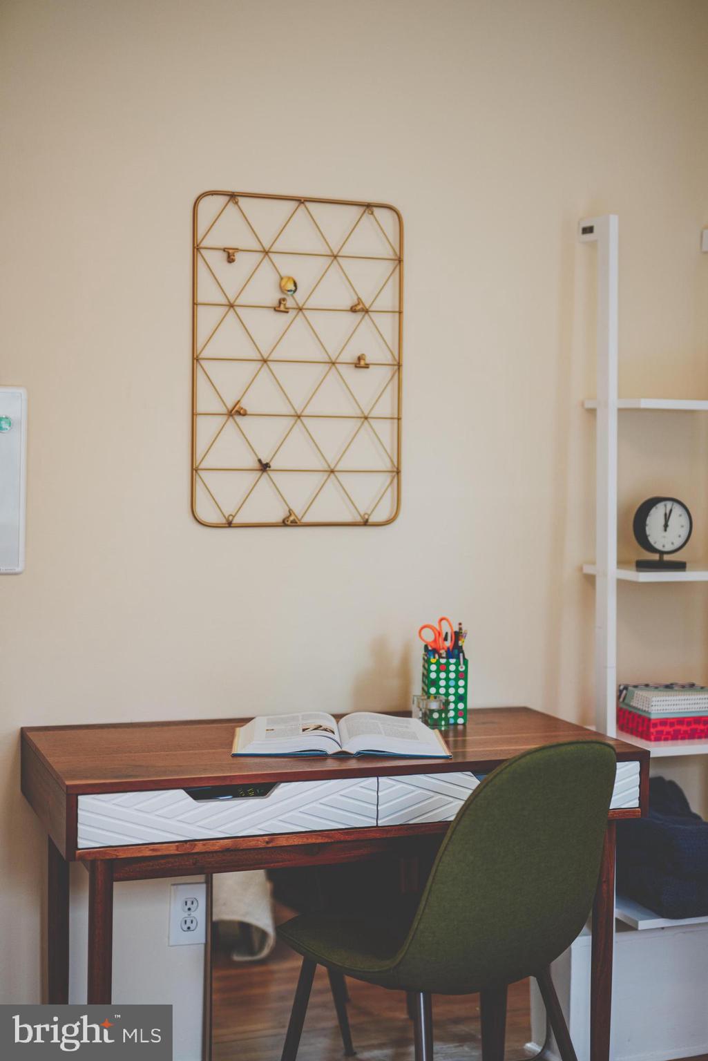 JEFFERSON MANOR - Residential