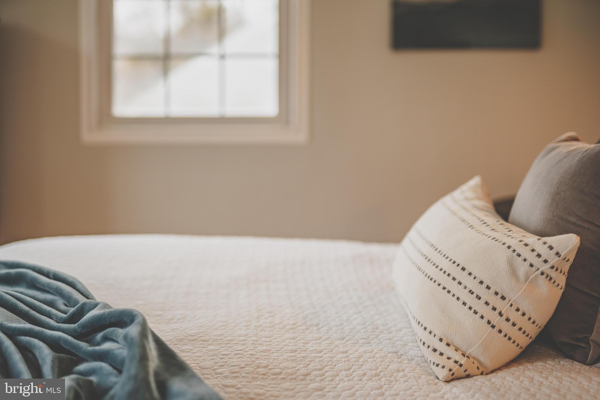 JEFFERSON MANOR - Residential