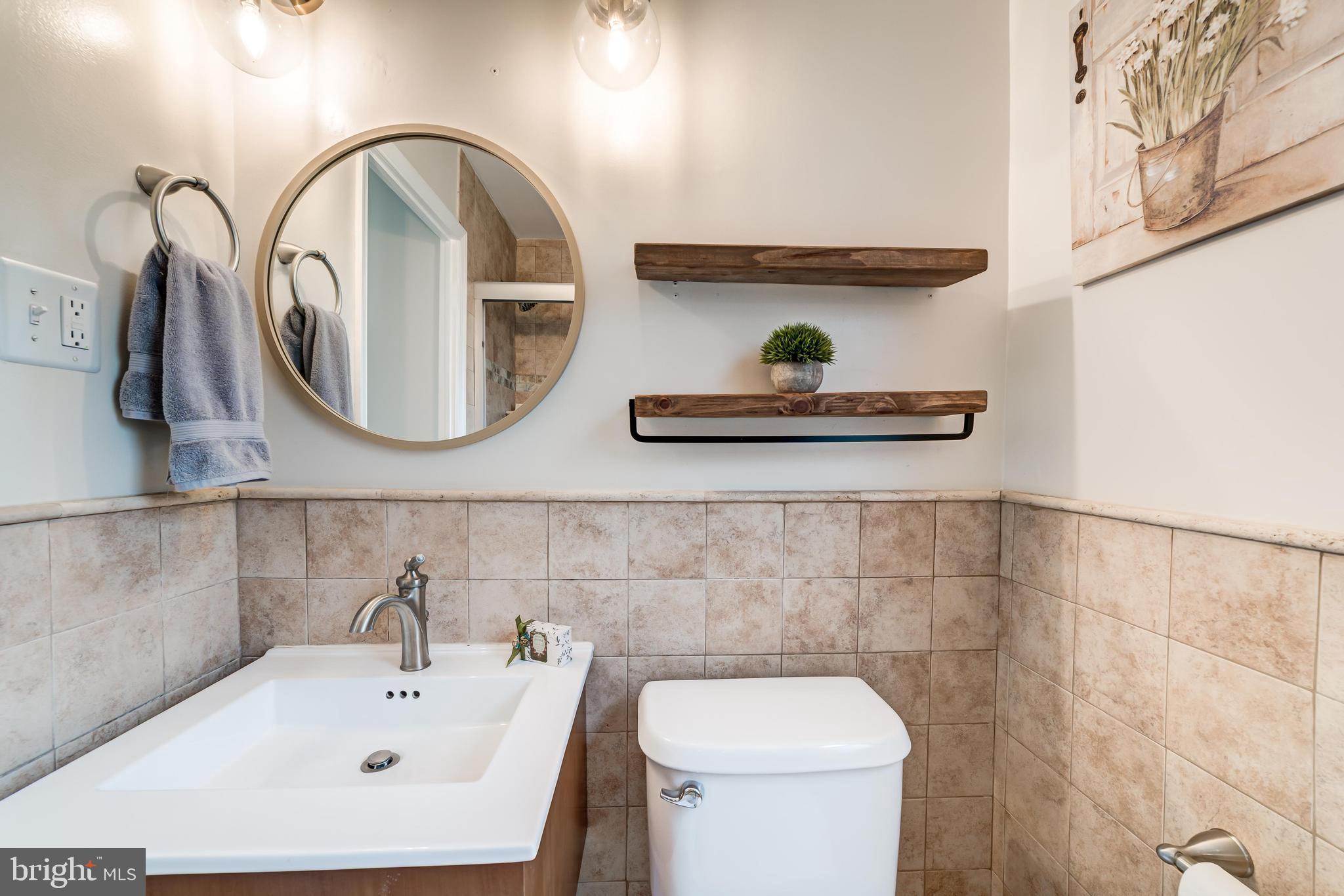 JEFFERSON MANOR - Residential