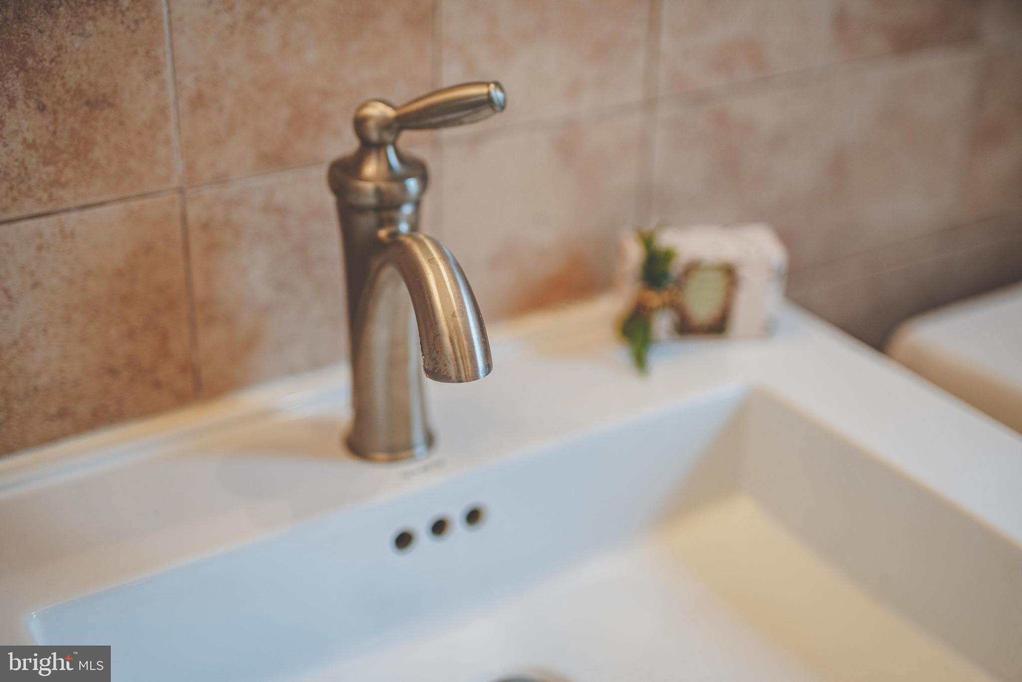 JEFFERSON MANOR - Residential