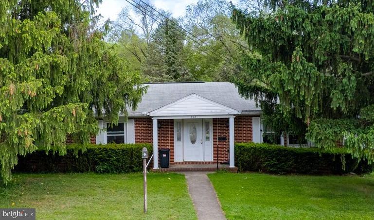 MARTINSBURG CITY - Residential