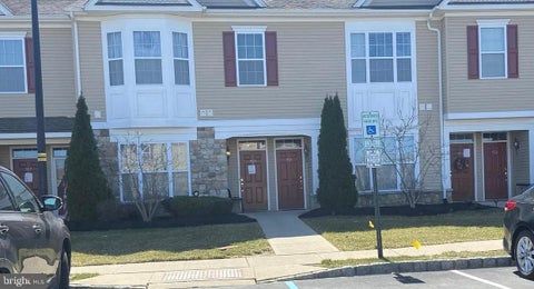 Condo For Rent - 910 Van Gogh Court<br/> WILLIAMSTOWN, NJ 08094