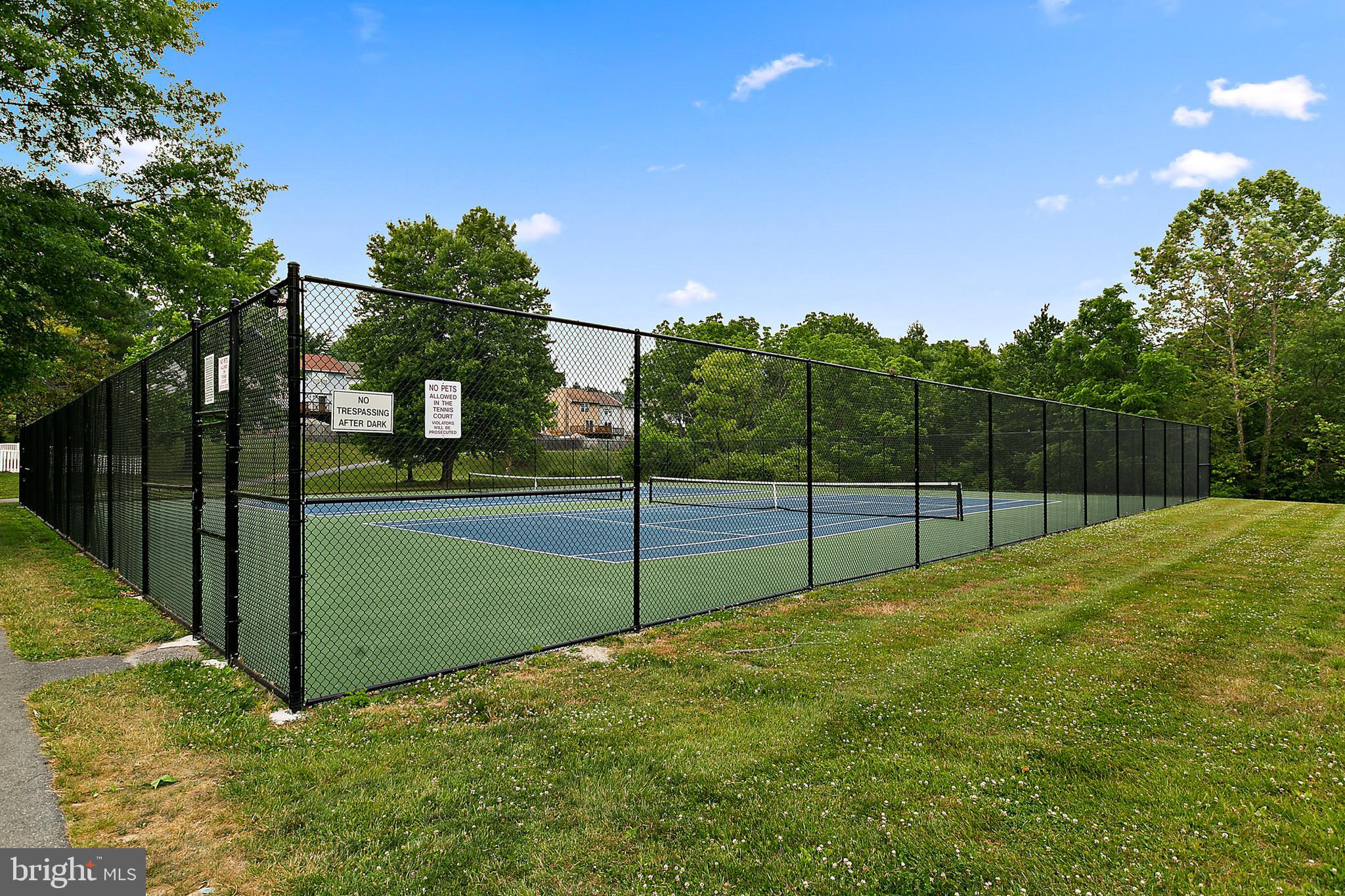 ROBERTS FIELD - Residential