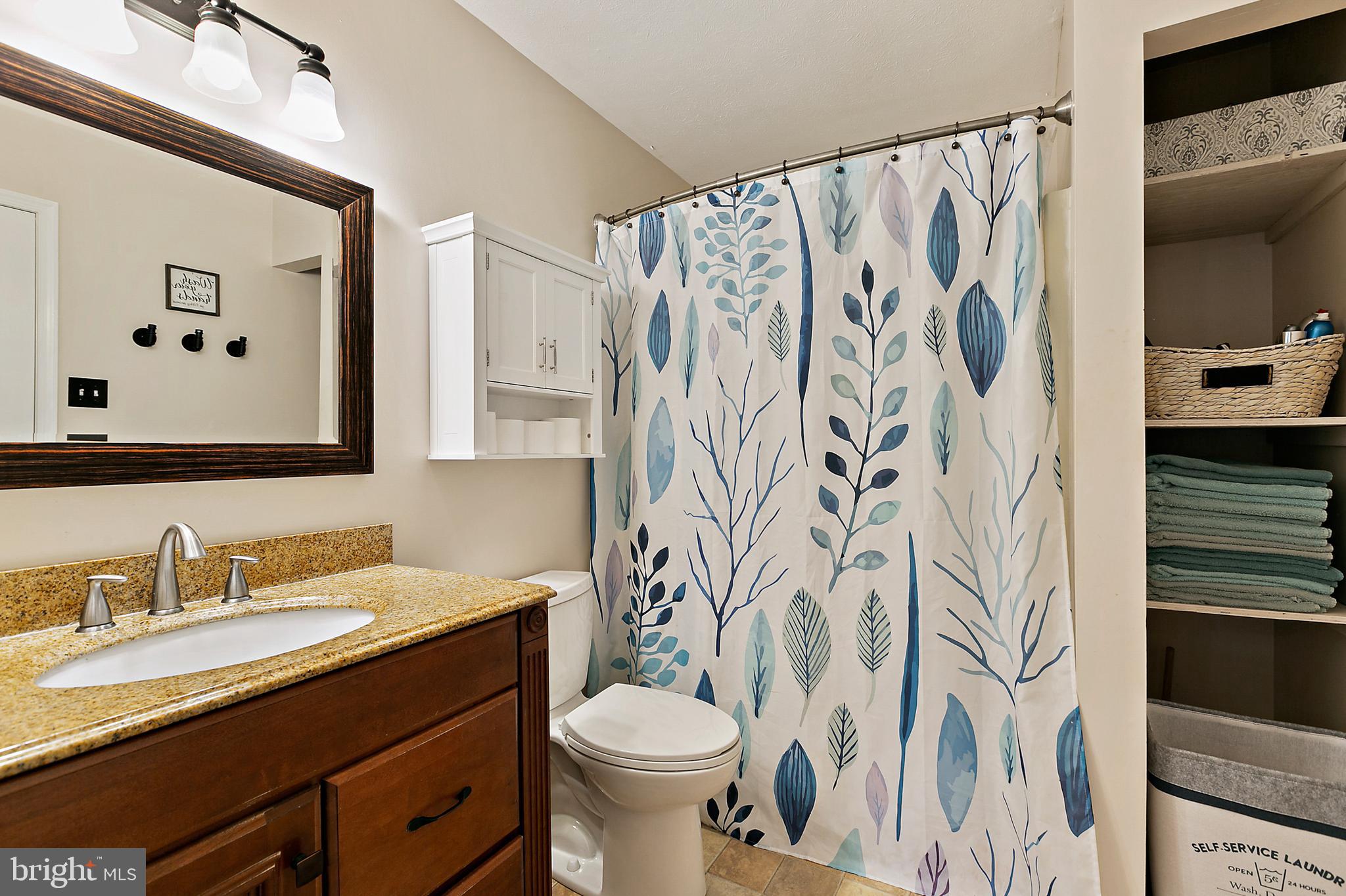 ROBERTS FIELD - Residential