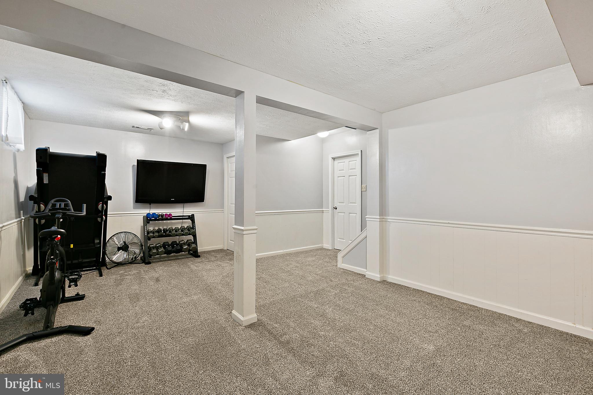 ROBERTS FIELD - Residential