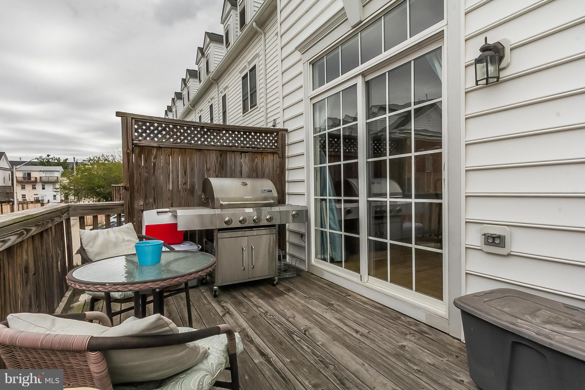 CAMDEN CROSSING - Residential Lease