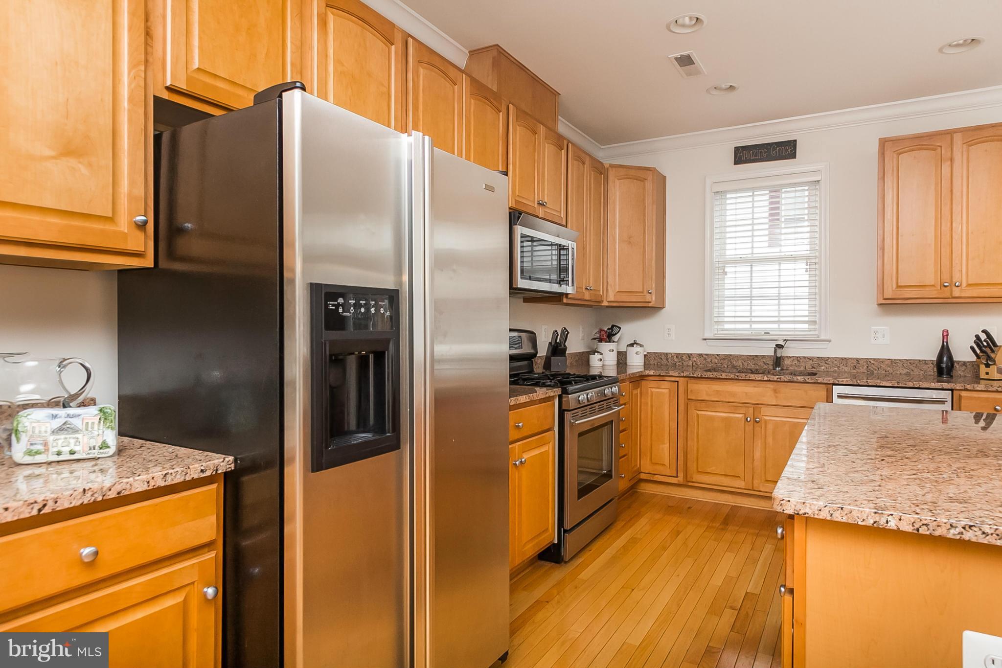 CAMDEN CROSSING - Residential Lease