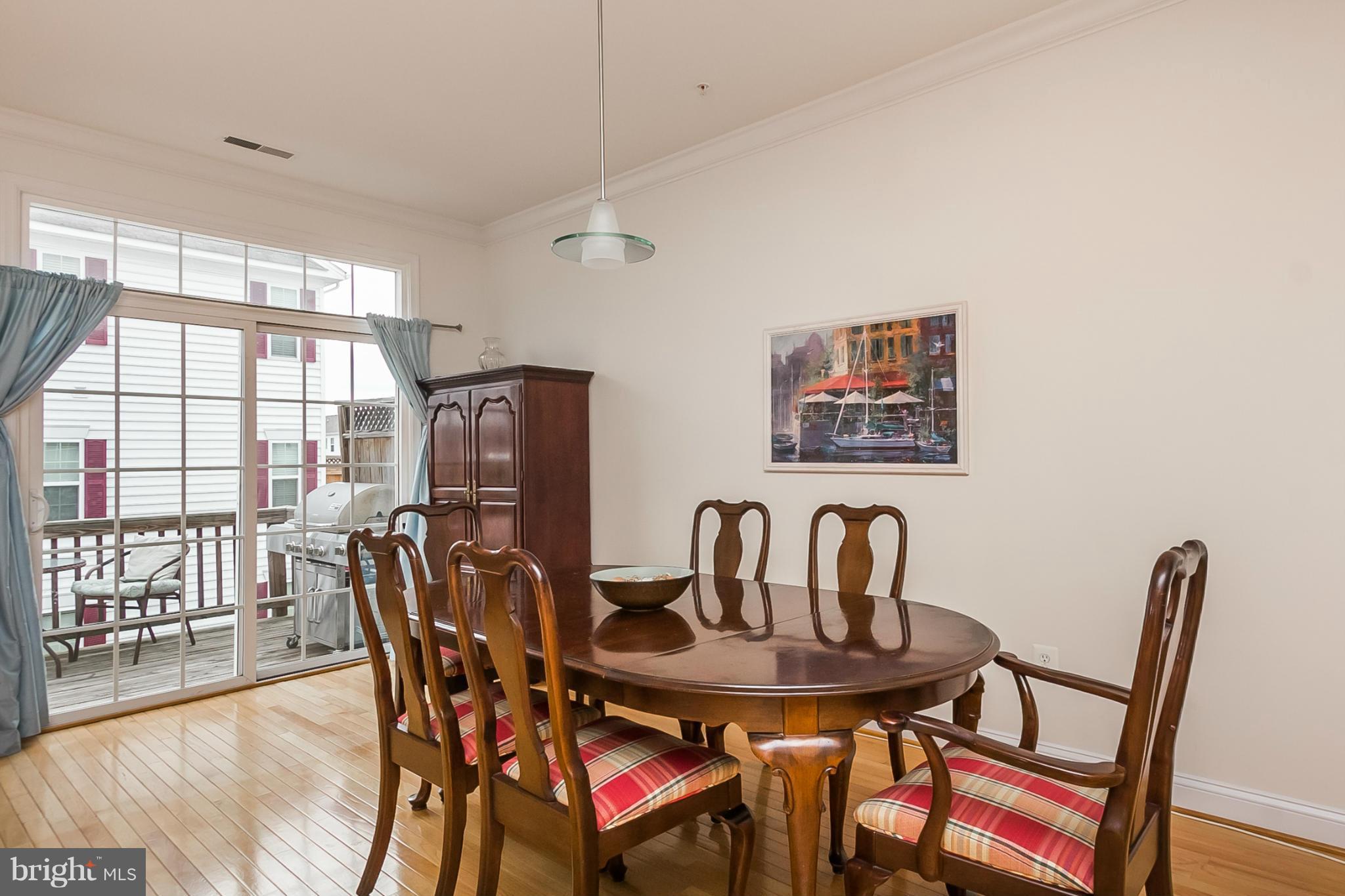 CAMDEN CROSSING - Residential Lease