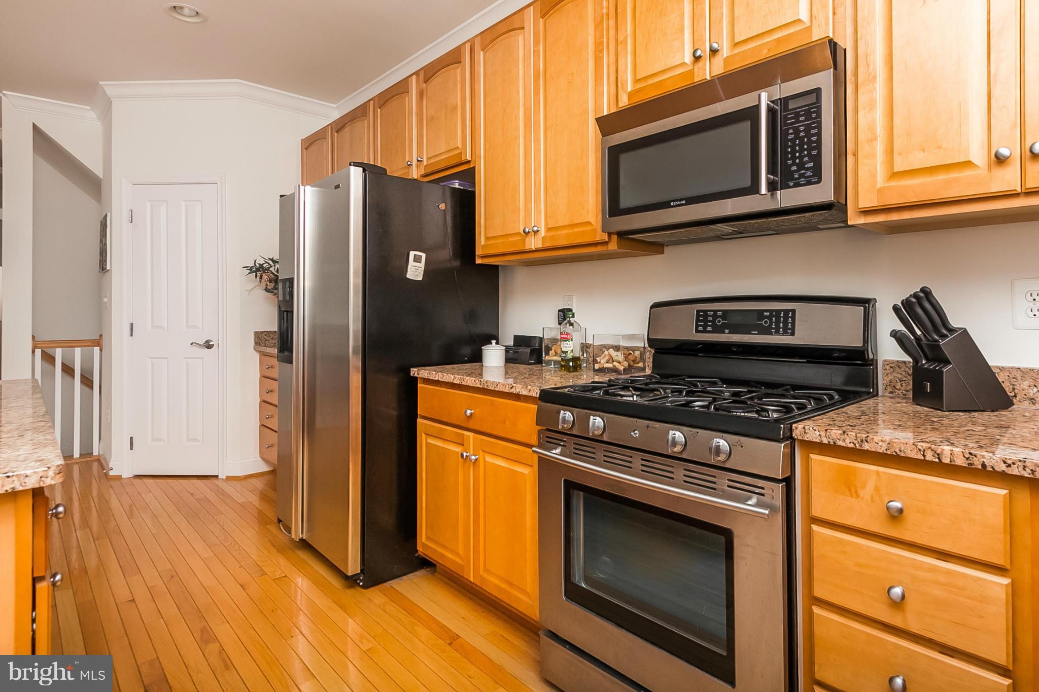 CAMDEN CROSSING - Residential Lease