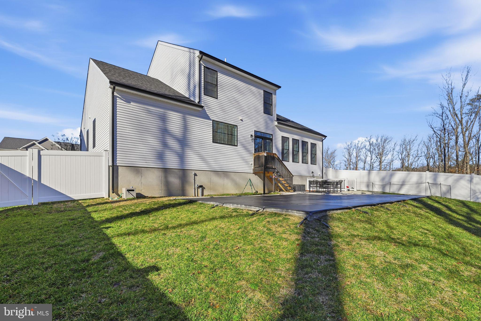 LIGHTHOUSE ESTATES - Residential