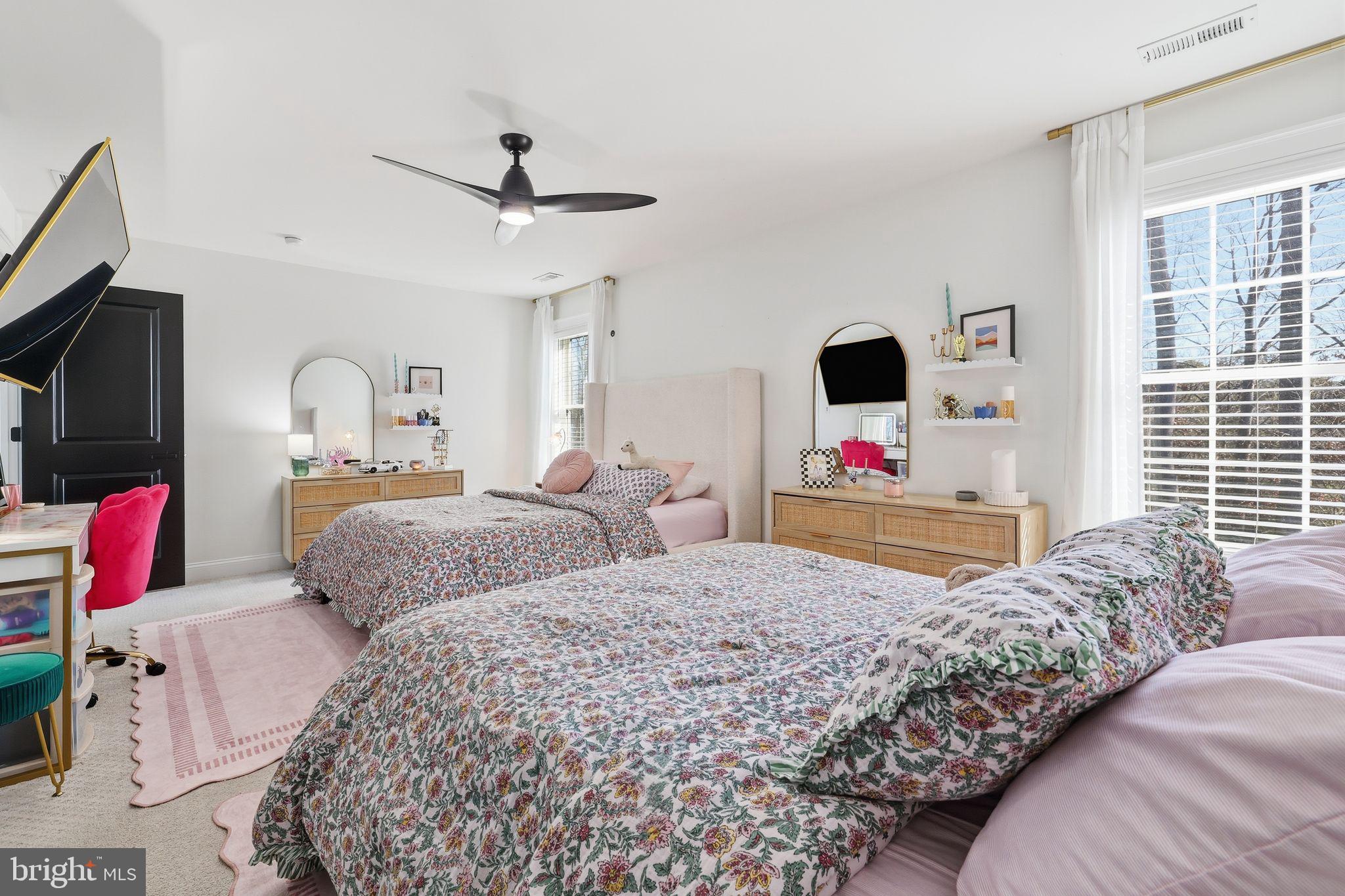 LIGHTHOUSE ESTATES - Residential