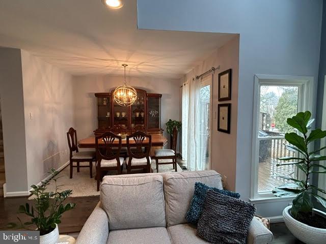 CHESTERFIELD - Residential Lease