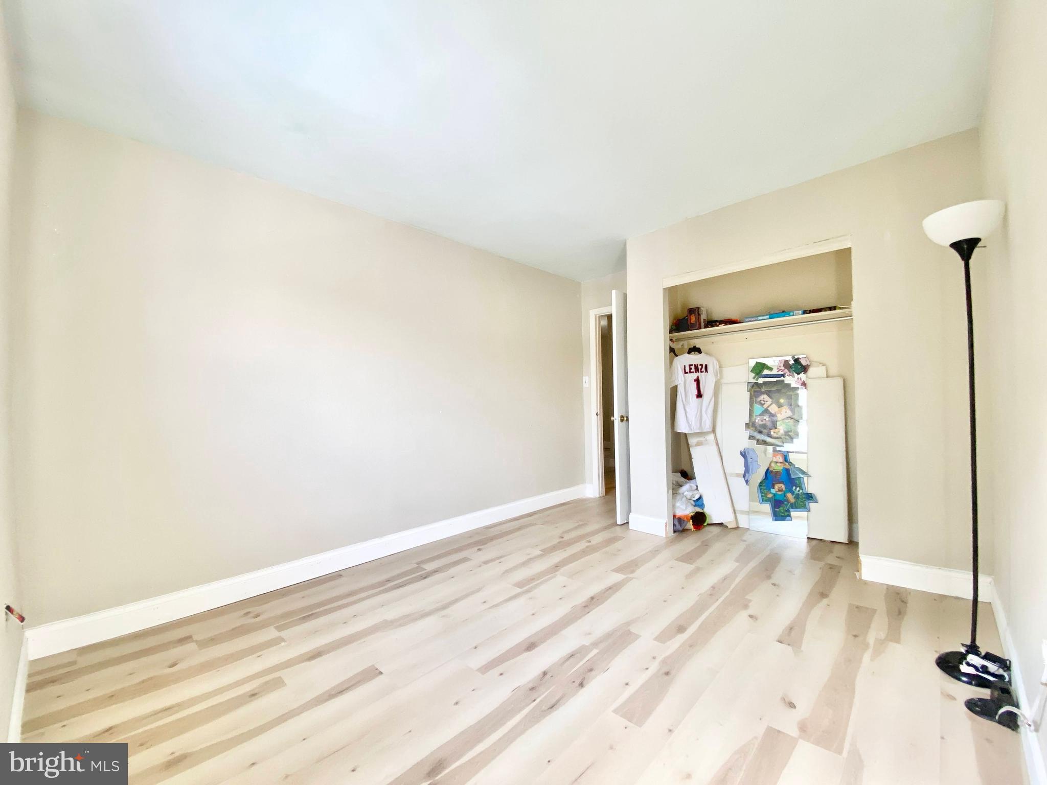 VALLEYBROOK - Residential Lease