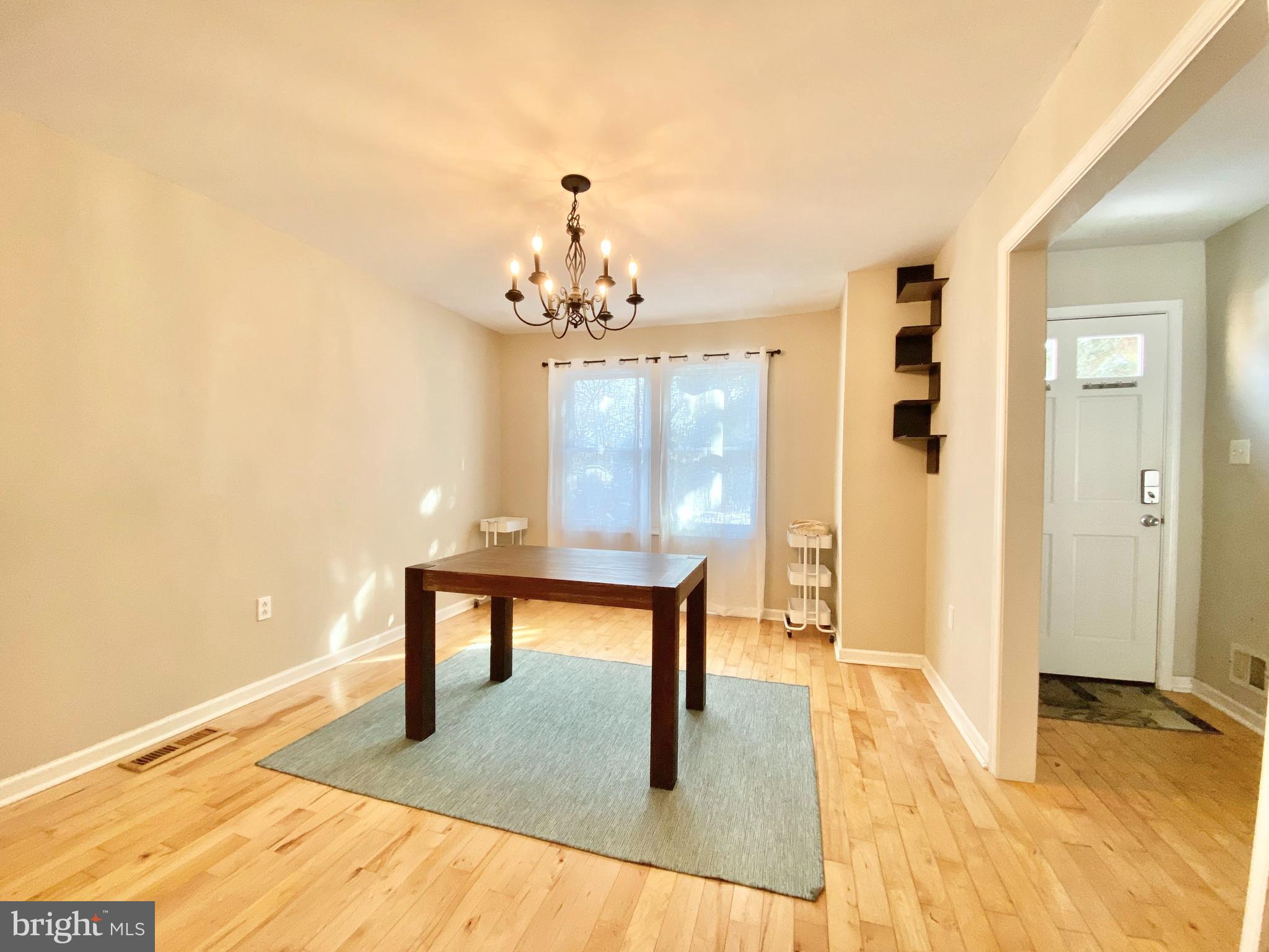 VALLEYBROOK - Residential Lease