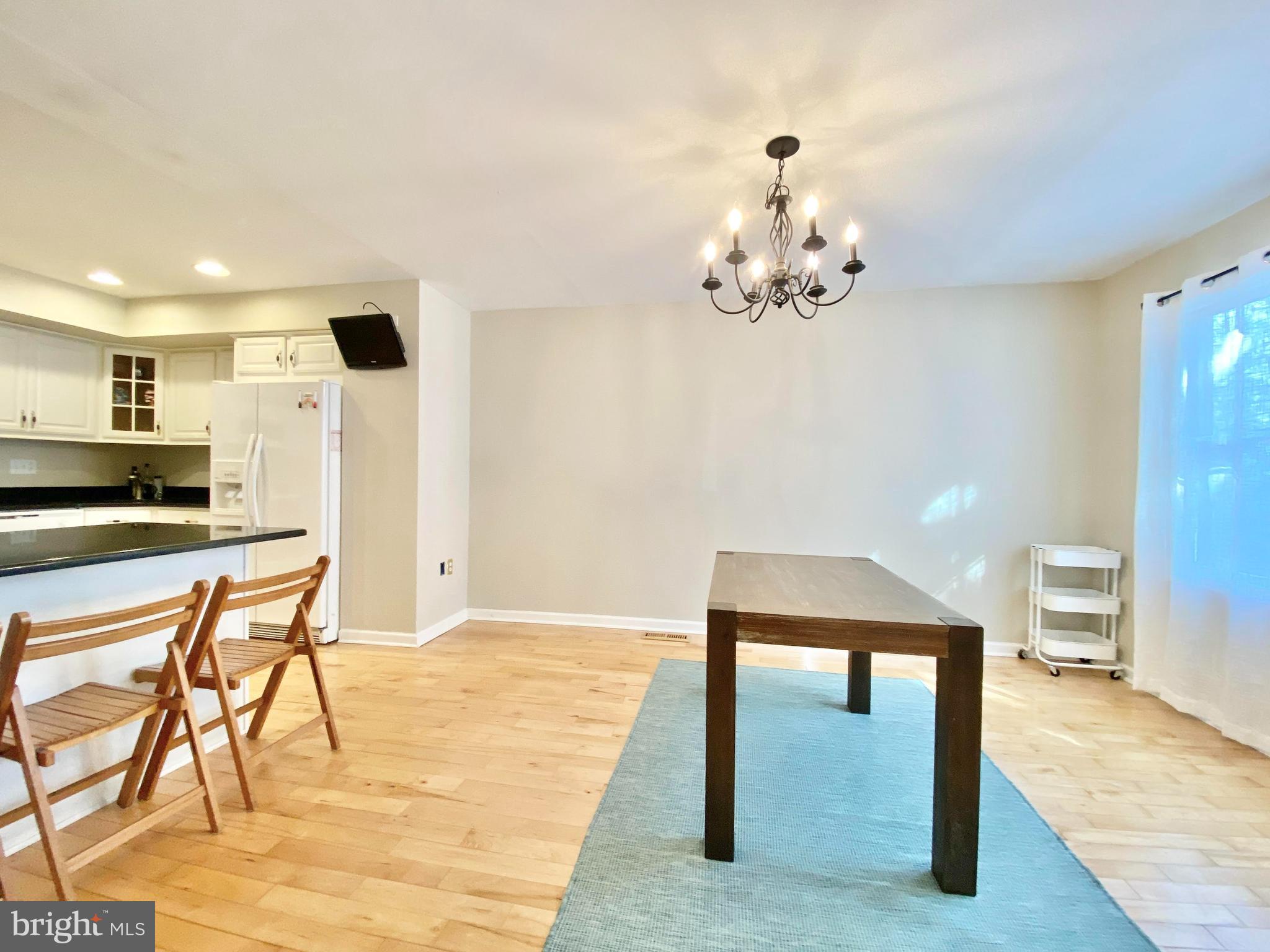 VALLEYBROOK - Residential Lease