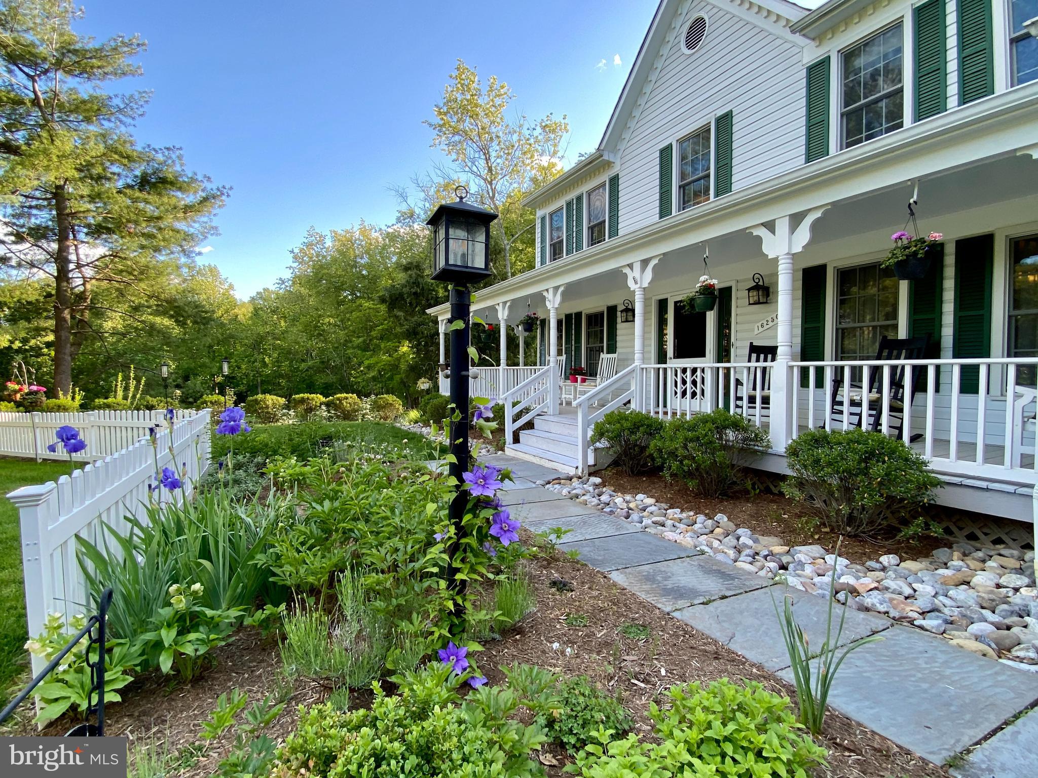 NORBECK KNOLLS - Residential