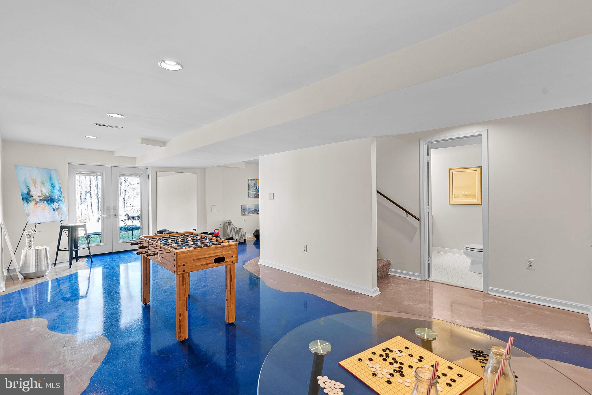 NORBECK KNOLLS - Residential