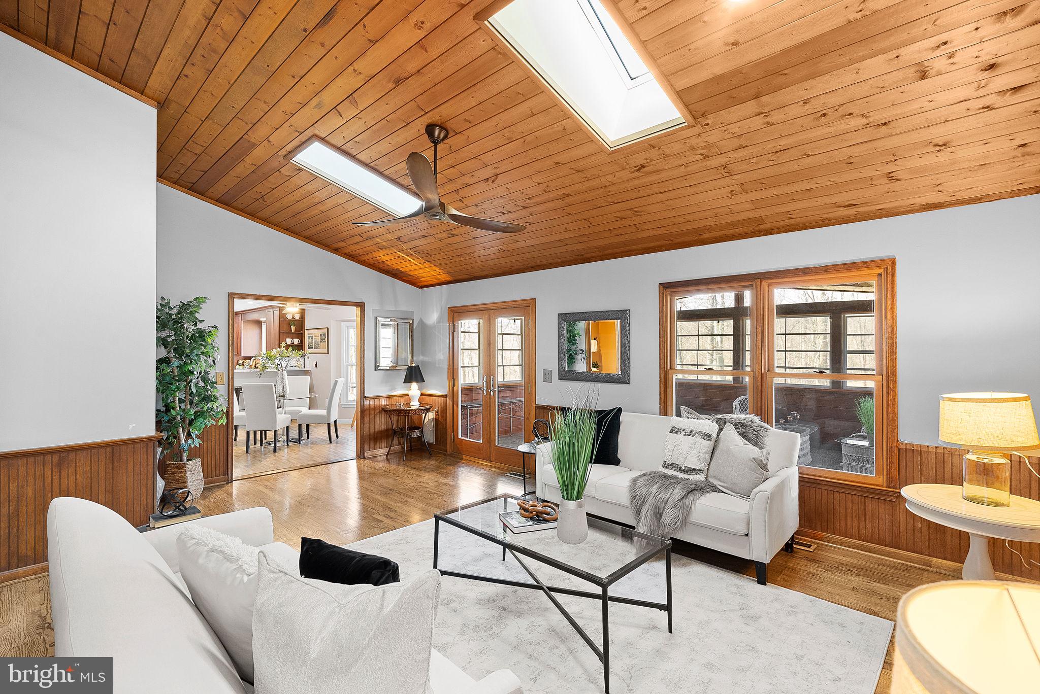 NORBECK KNOLLS - Residential