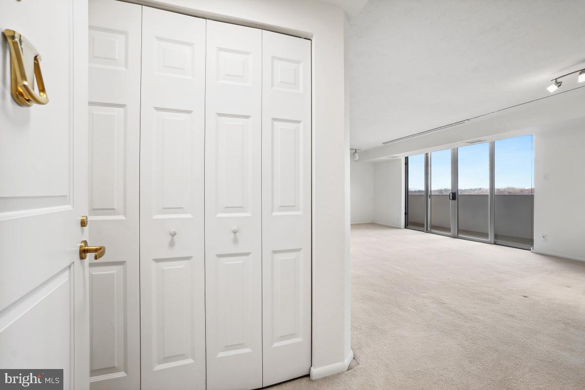 FRIENDSHIP HEIGHTS - Residential