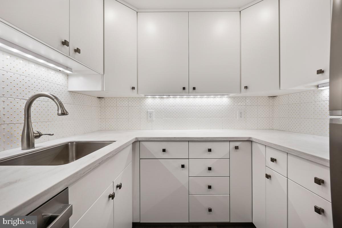 FRIENDSHIP HEIGHTS - Residential