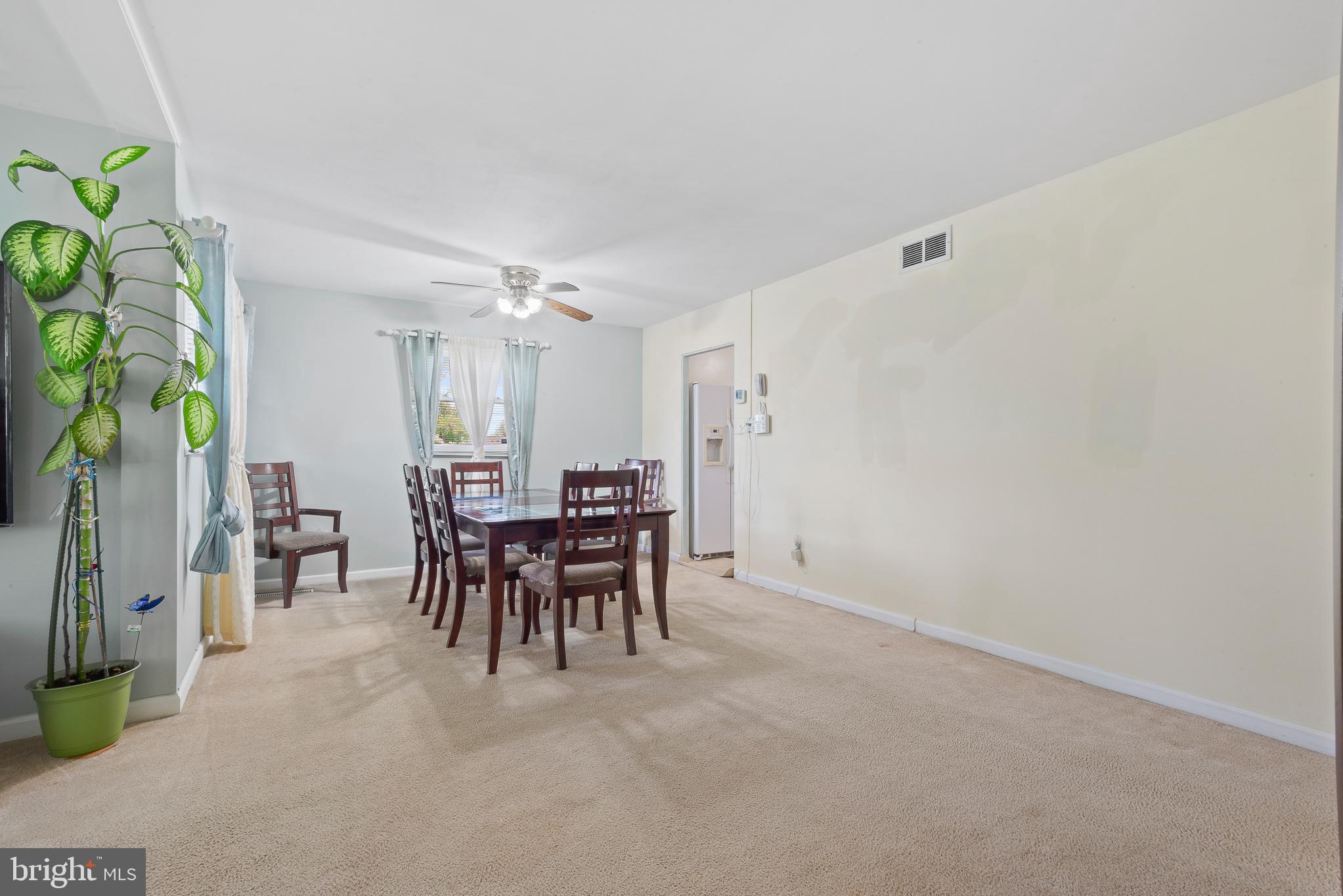 ROCKLAND - Residential