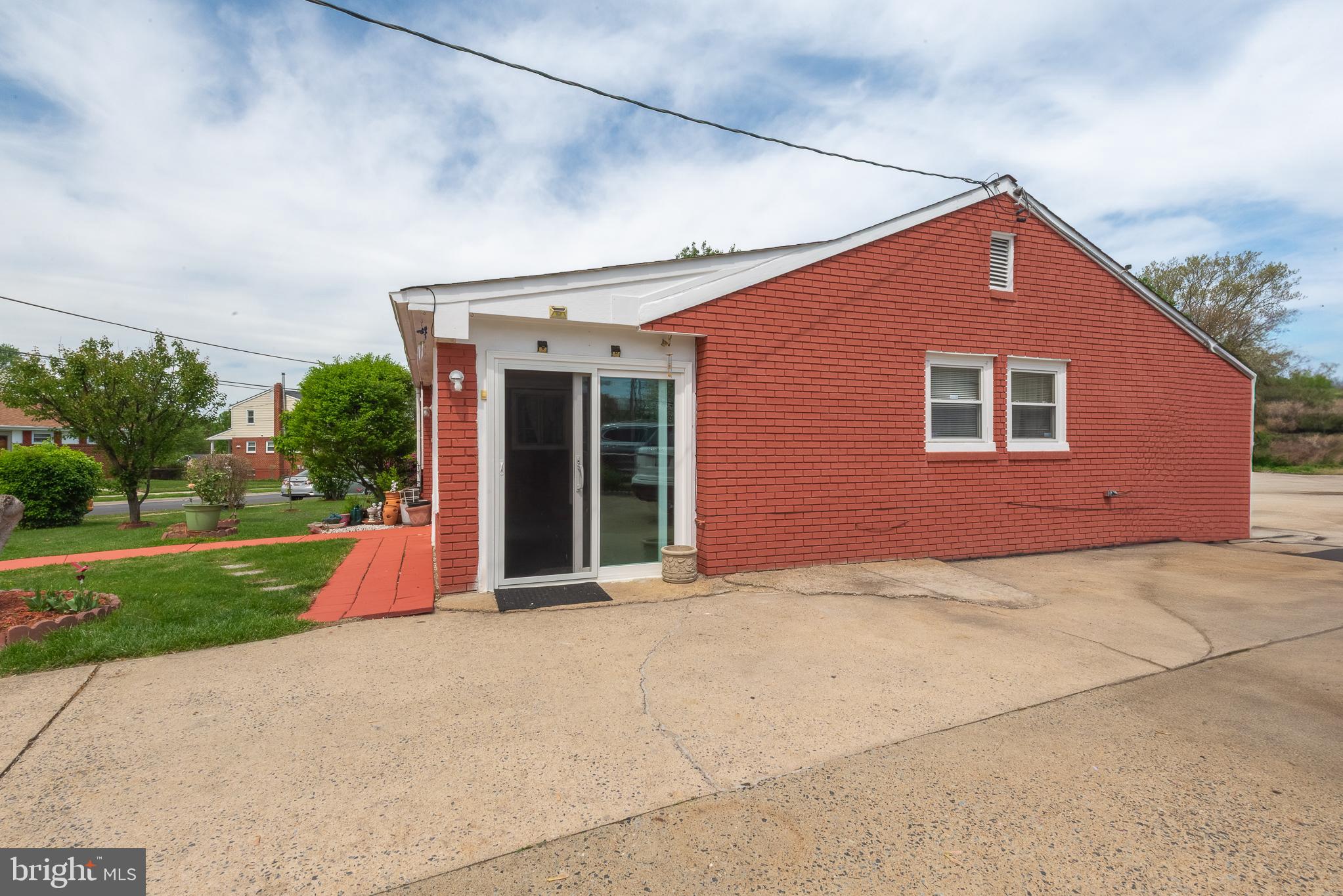 ROCKLAND - Residential