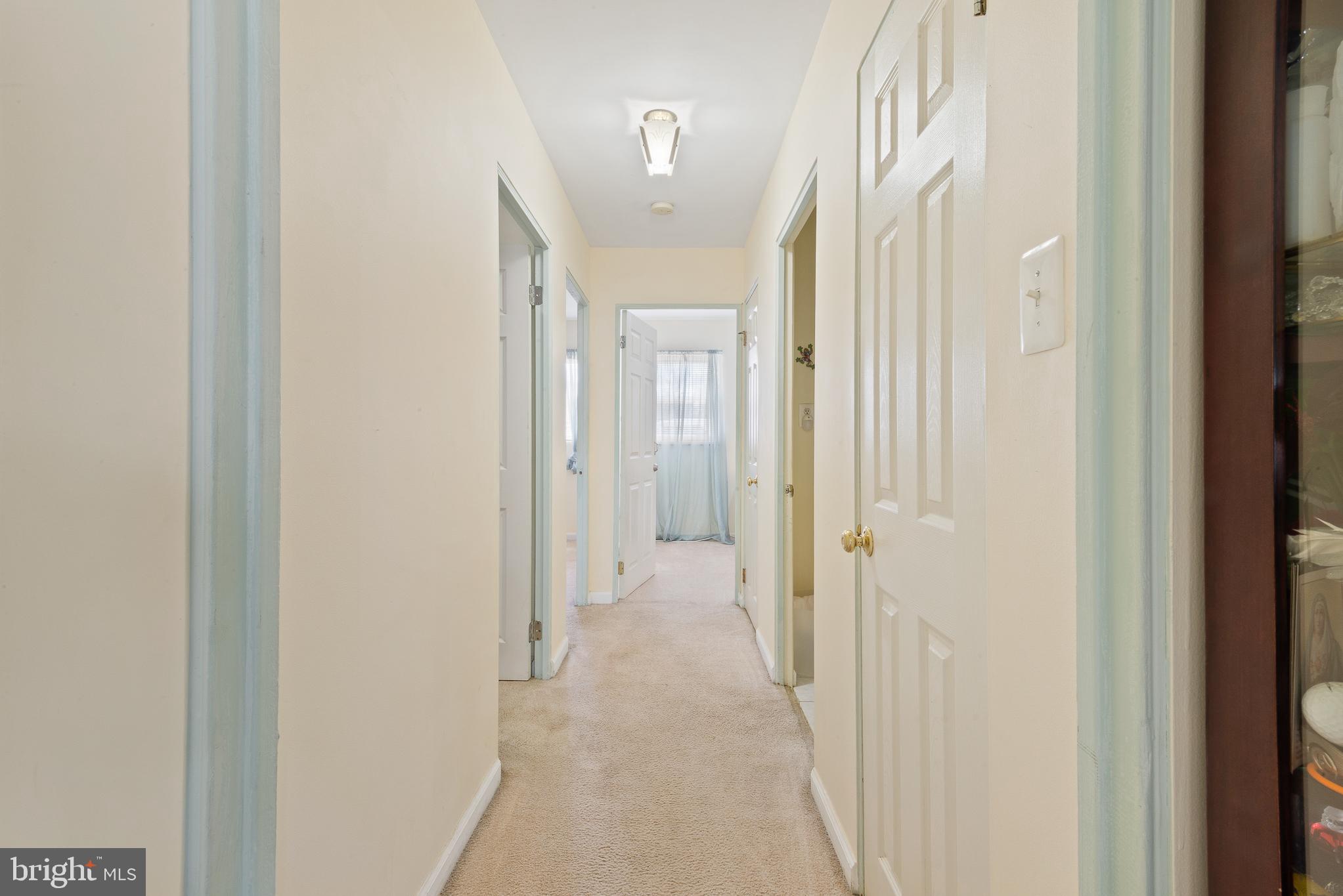 ROCKLAND - Residential