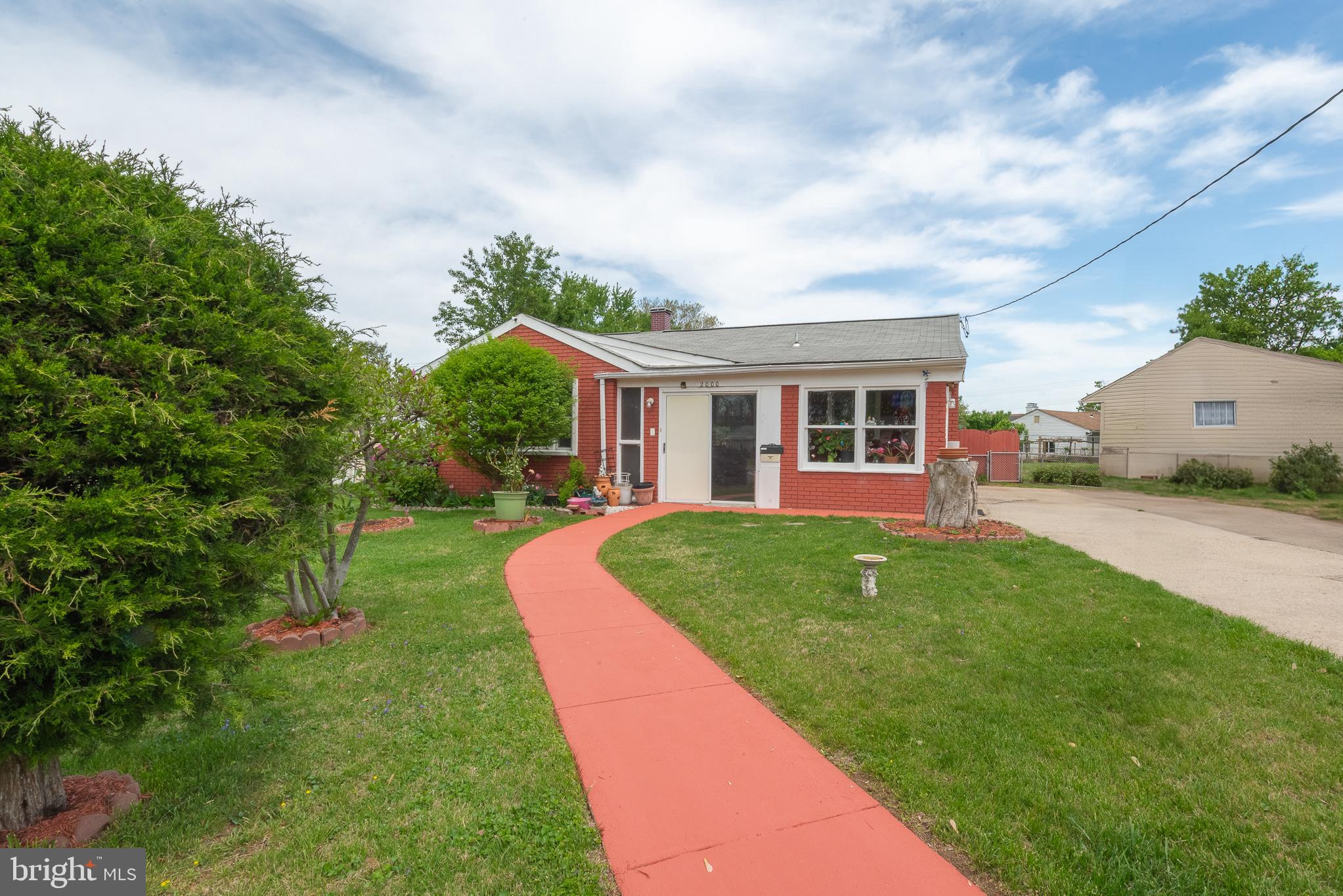 ROCKLAND - Residential