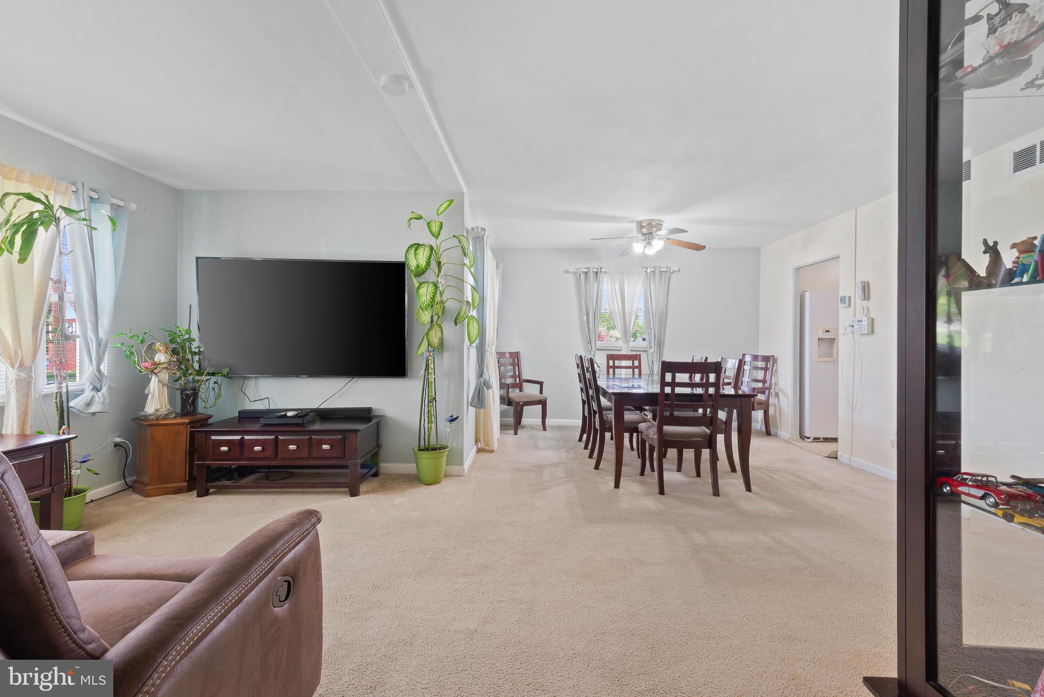 ROCKLAND - Residential