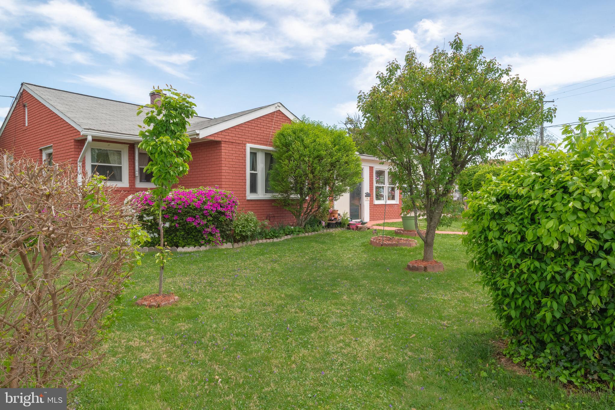 ROCKLAND - Residential