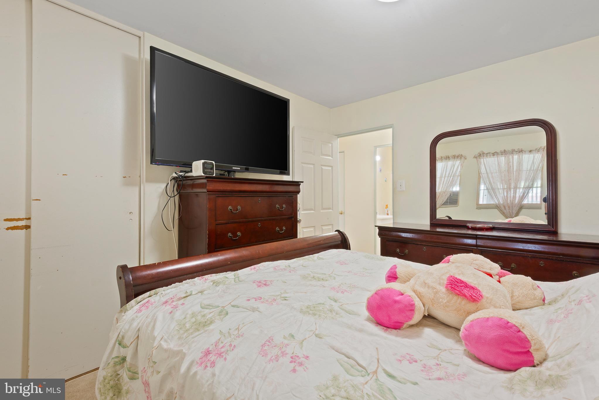 ROCKLAND - Residential