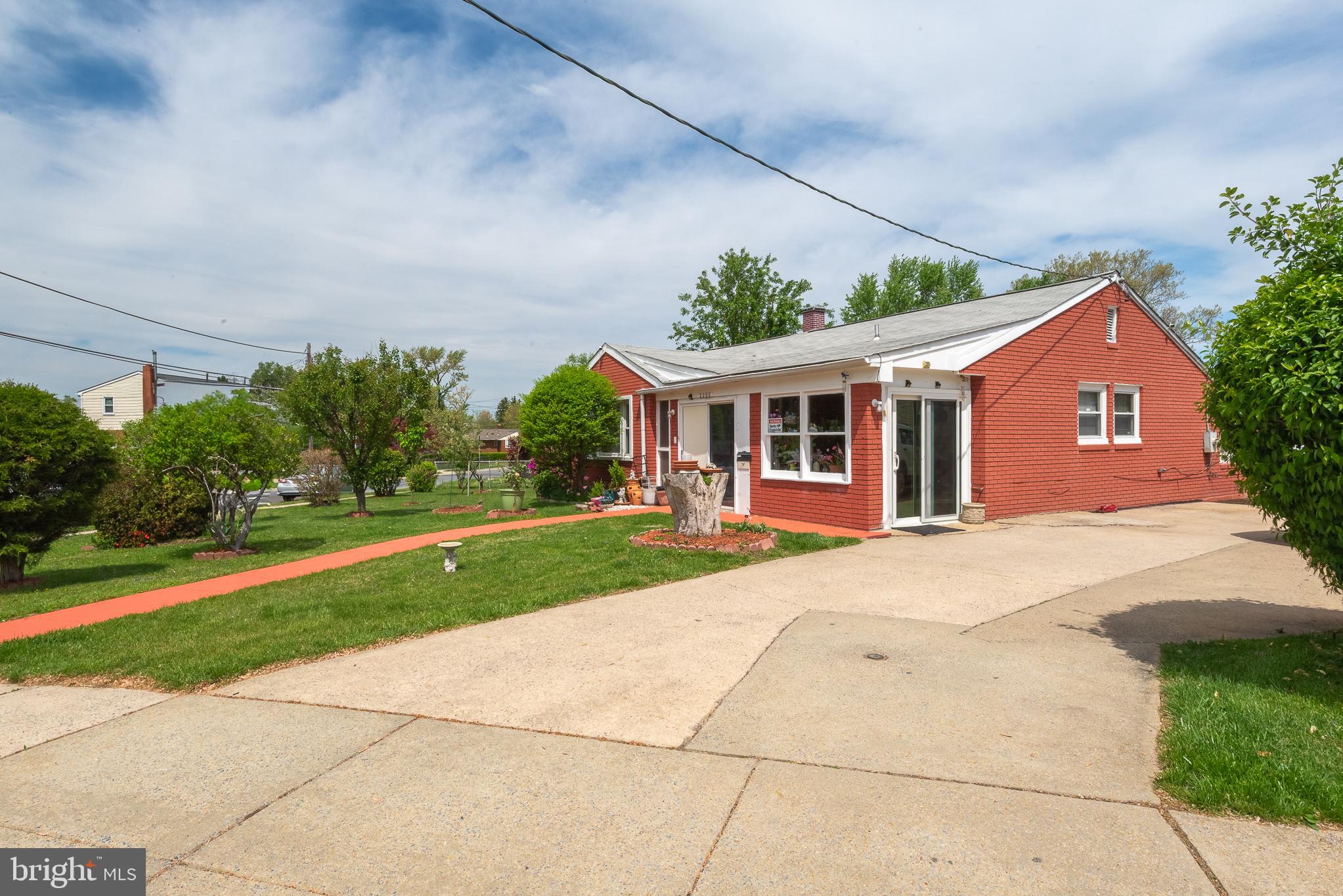 ROCKLAND - Residential